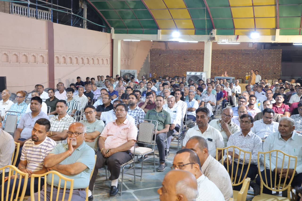 माहेश्वरी सभा (शहर), बीकानेर की बैठक में तीन वर्षों के कार्यो का विवरण एवं लेखा-जोखा प्रस्तुत  <span >. . .</span>