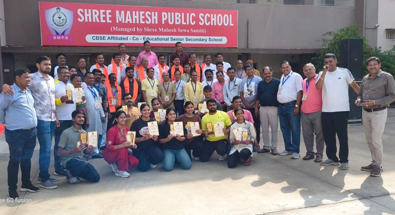 रोमांचक और काफी दिलचस्प रहा कपल रिले दौड़ और धिमी गति बाइक रेसिंग का मुकाबला   <span >. . .</span>