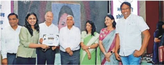 एक मंच पर 8 जिलों के माहेश्वरी समाज के 200 मेधावी सम्मानित  <span >. . .</span>